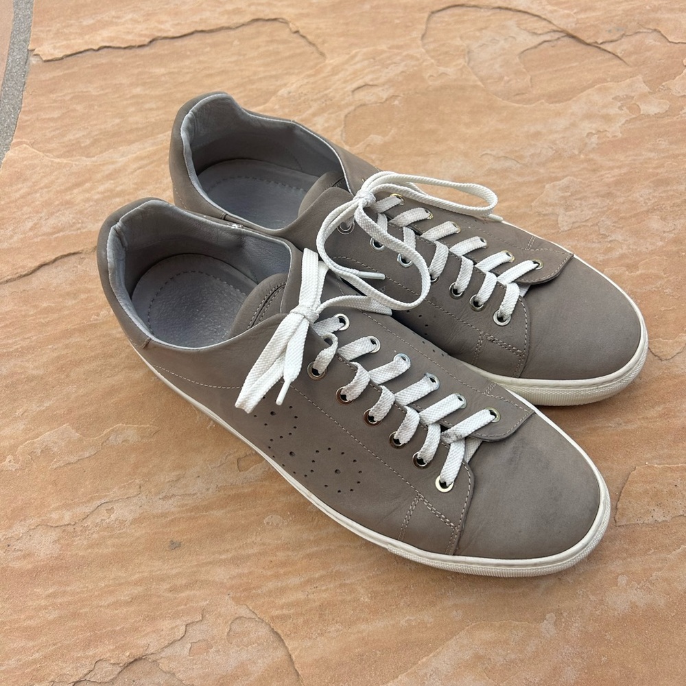 Bugatchi Men's Gray Sneakers with White Laces